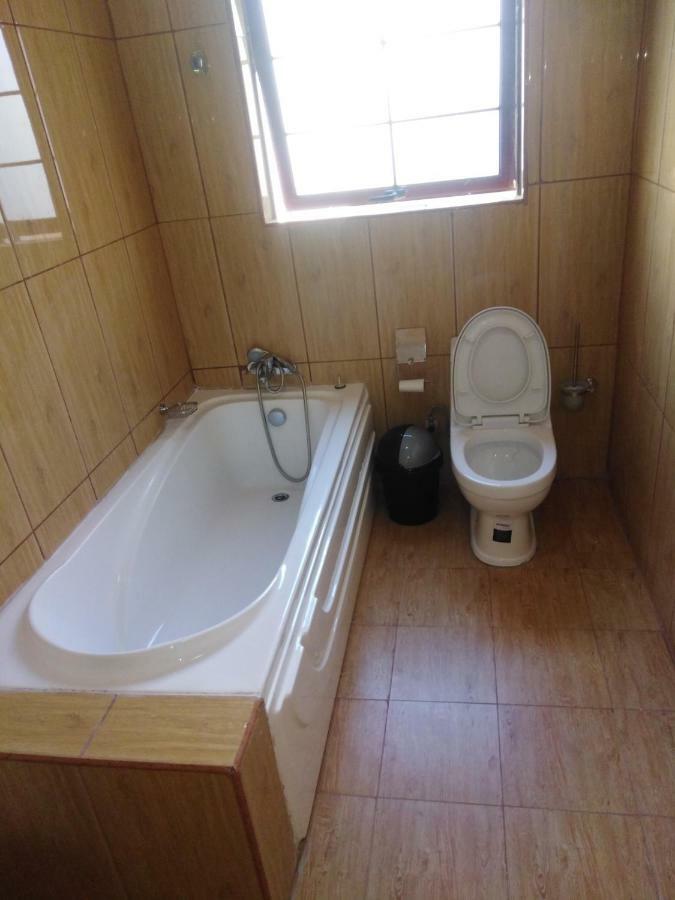 Lalani Prestige Guesthouse Nata Extérieur photo