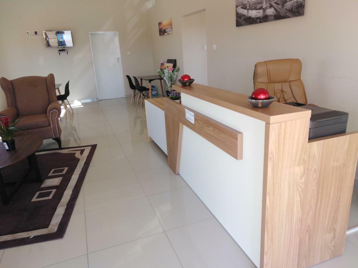 Lalani Prestige Guesthouse Nata Extérieur photo